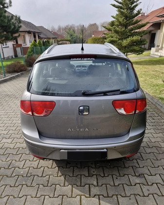 Seat Altea XL cena 14500 przebieg: 297000, rok produkcji 2009 z Szydłowiec małe 211